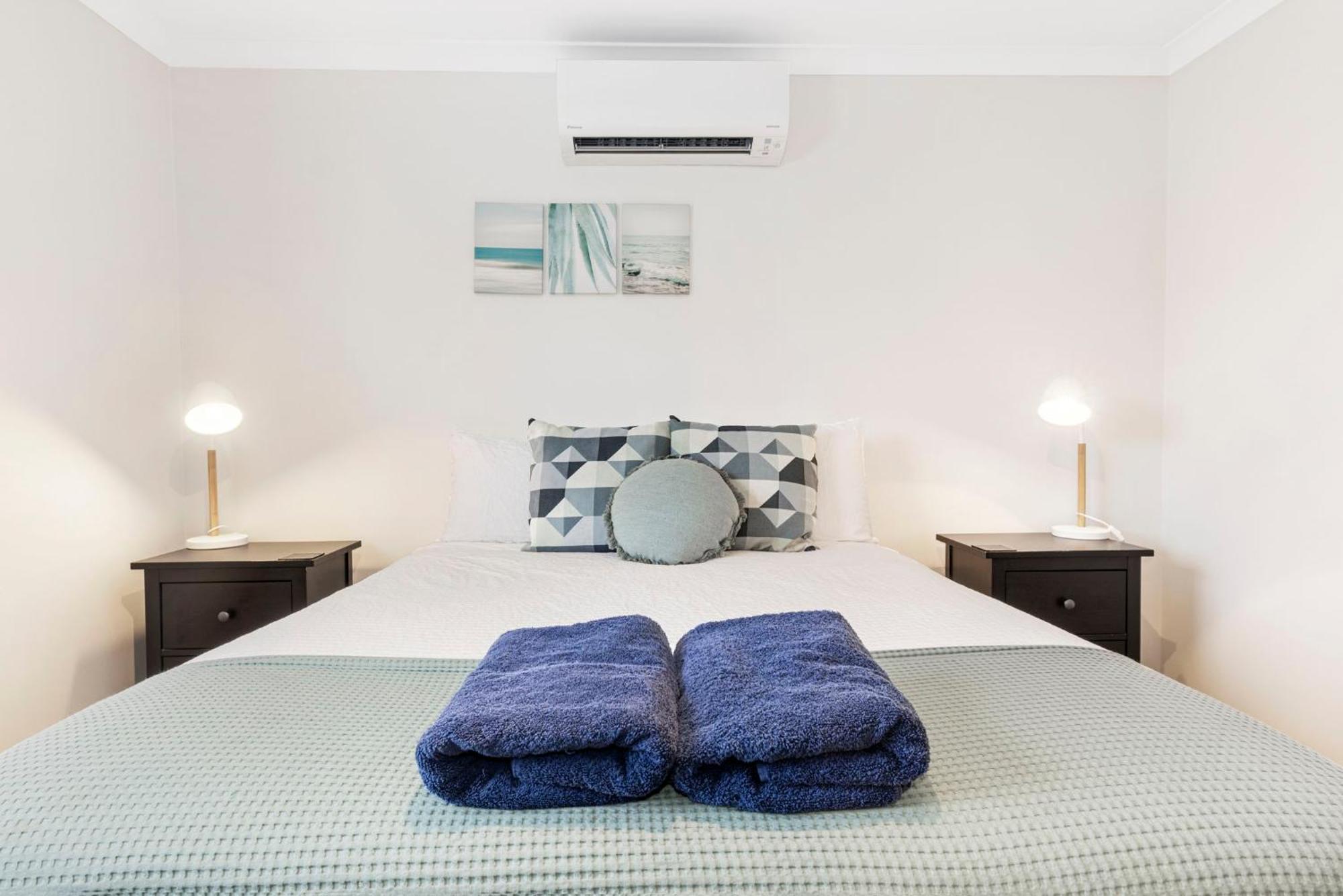Observatory Guesthouse - Adults Only Бъселтън Екстериор снимка
