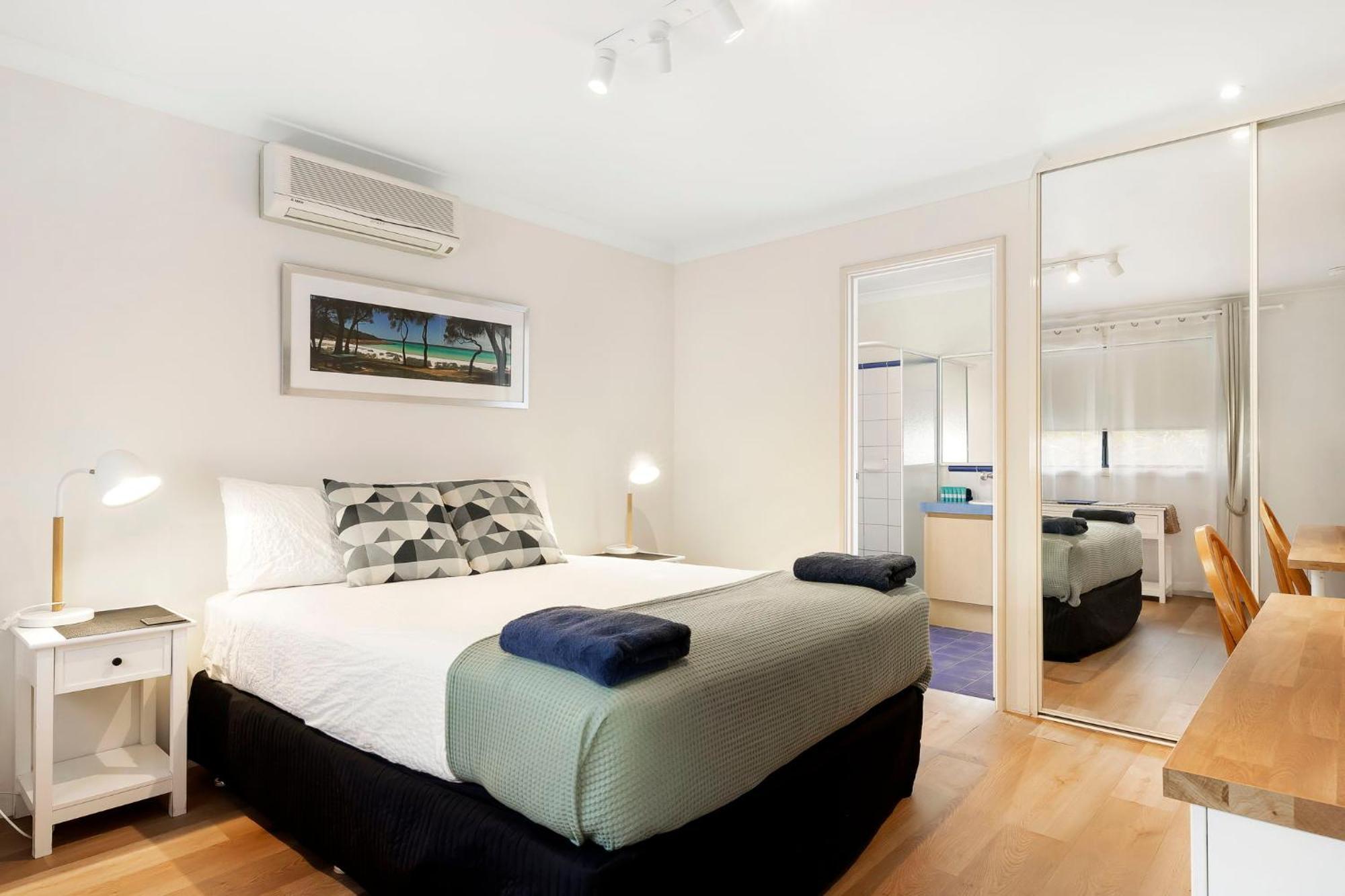 Observatory Guesthouse - Adults Only Бъселтън Екстериор снимка